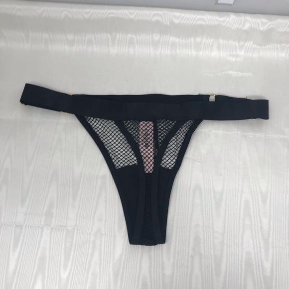 🧡 Victoria’s Secret Black Fishnet Thong 🧡 - Picture 1 of 7
